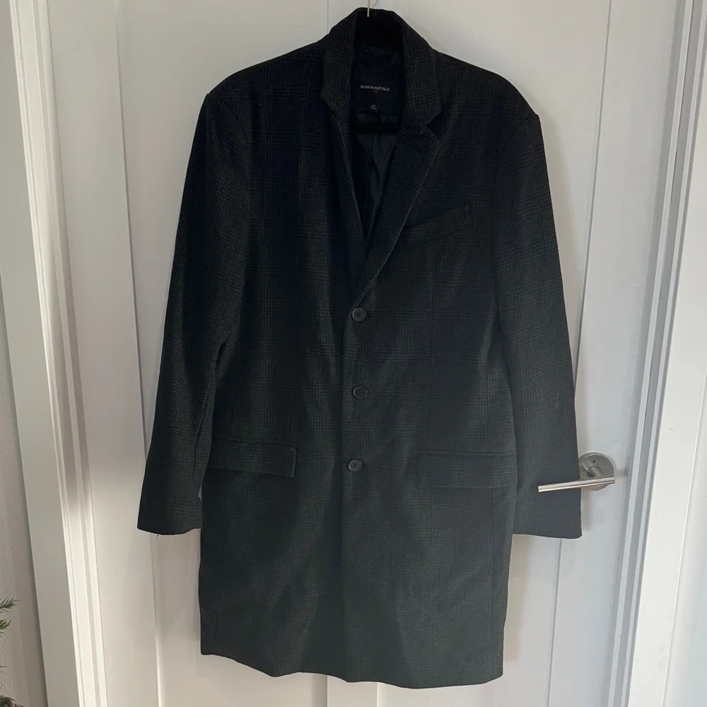 Banana Republic Men's grey and black top Coat
